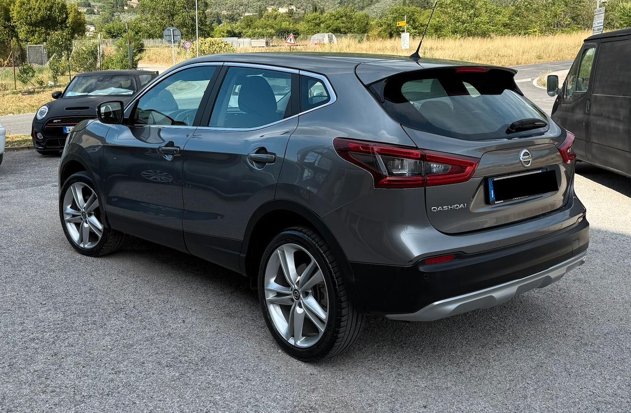 Nissan Qashqai 1.3 DIG-T 140 CV Visia
