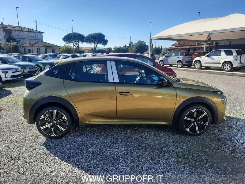 Lancia Ypsilon Hybrid e-DCT