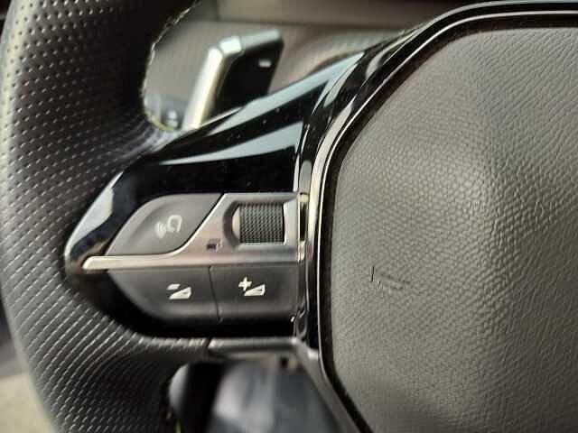 Peugeot 208 PureTech 100 Stop&Start EAT8 GT