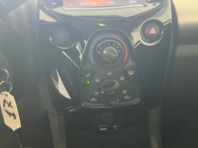 PEUGEOT 108 VTi 68 3 porte Allure