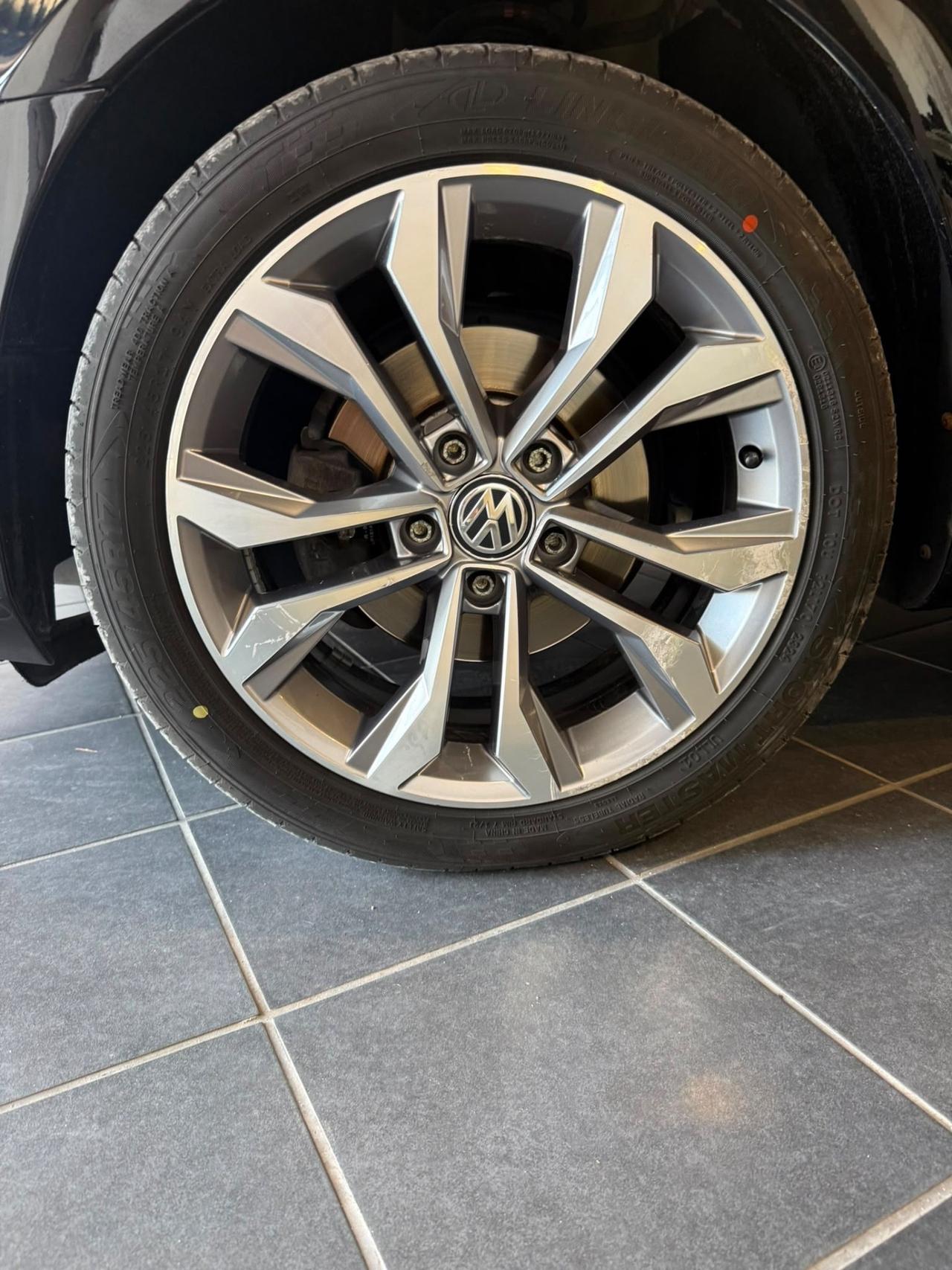 Volkswagen Golf -NEOPATENTATI