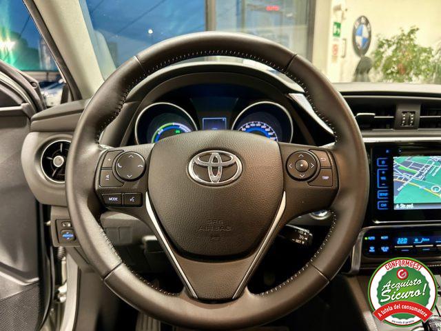 TOYOTA Auris Touring Sports 1.8 Hybrid Lounge