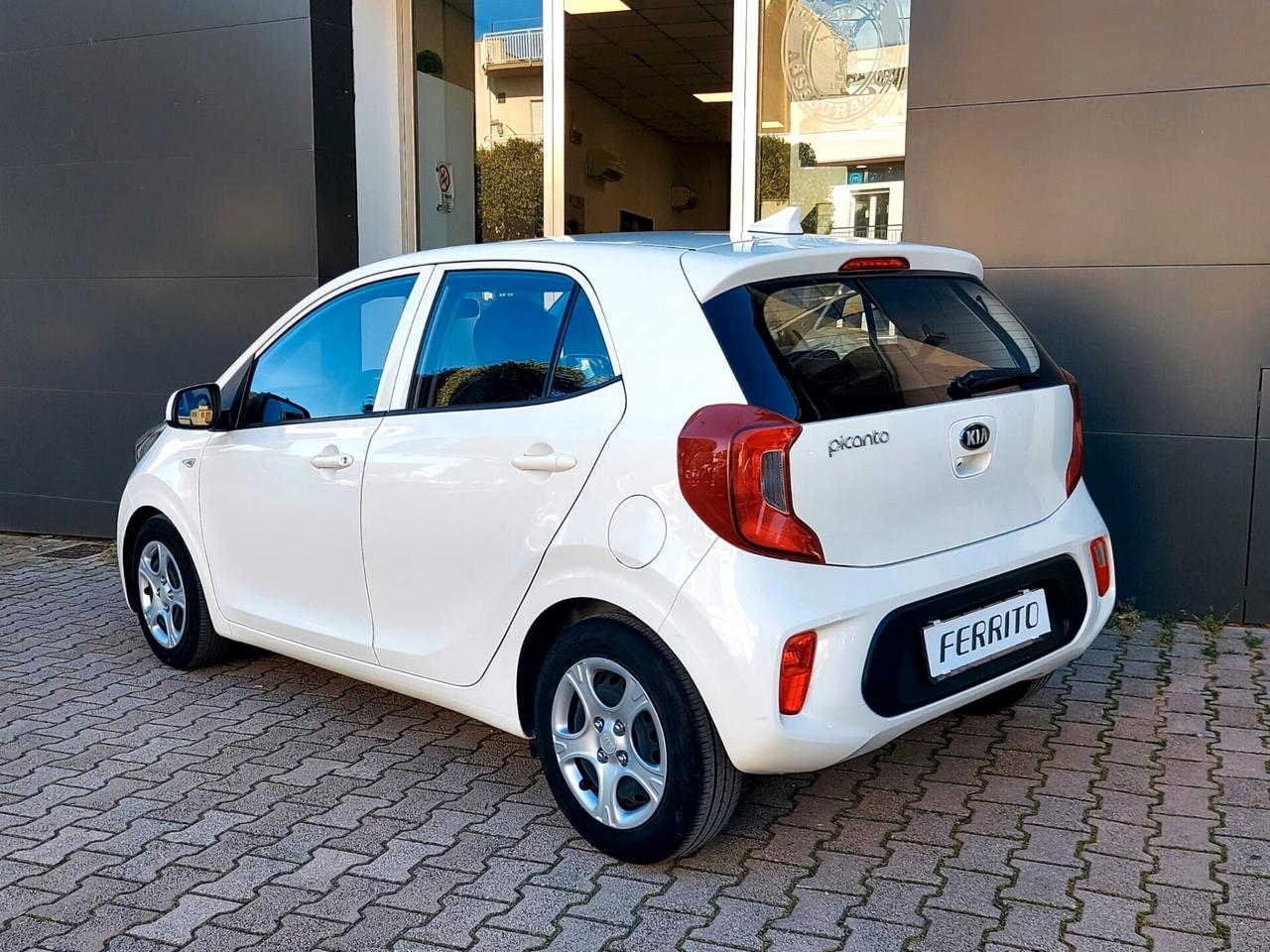 Kia Picanto 1.0 Urban TCM 67 CV