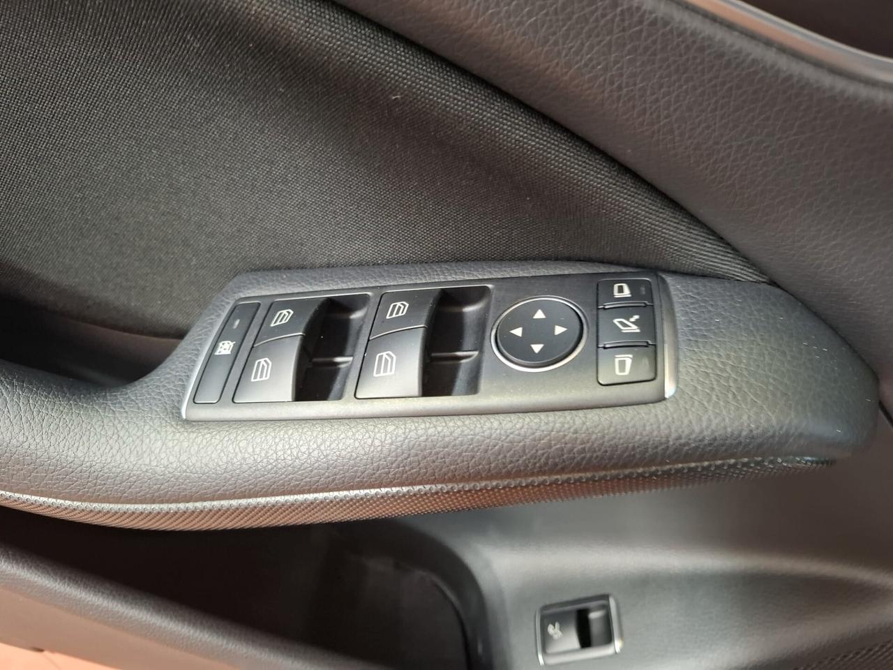 Mercedes-benz GLA 180 d Automatic Premium full optional