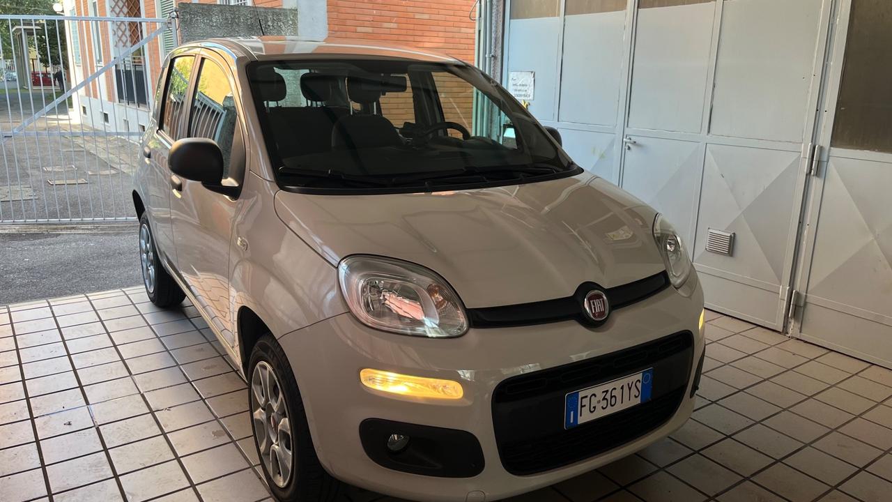 Fiat Panda 0.9 TwinAir Turbo Natural Power Lounge