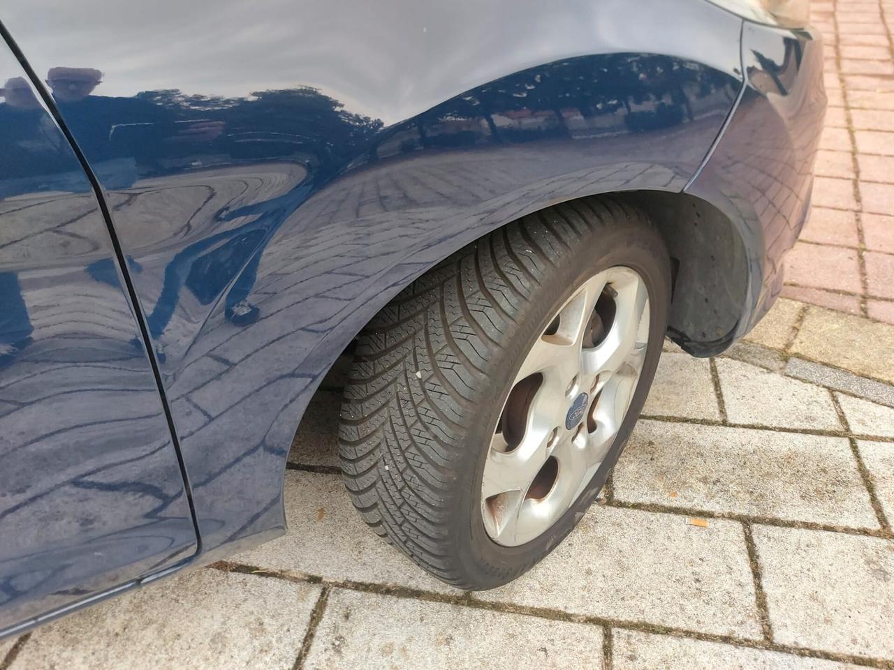 Ford Fiesta 1.2 benzina 5p unico proprietario (neopatentati)