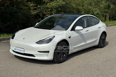 TESLA Model 3 RWD