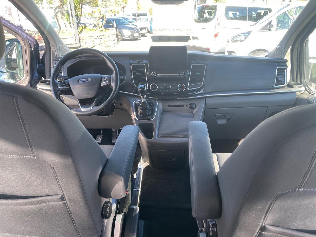 Ford Tourneo Custom 2.0 EcoBlue PL Titanium 8 e 9 posti