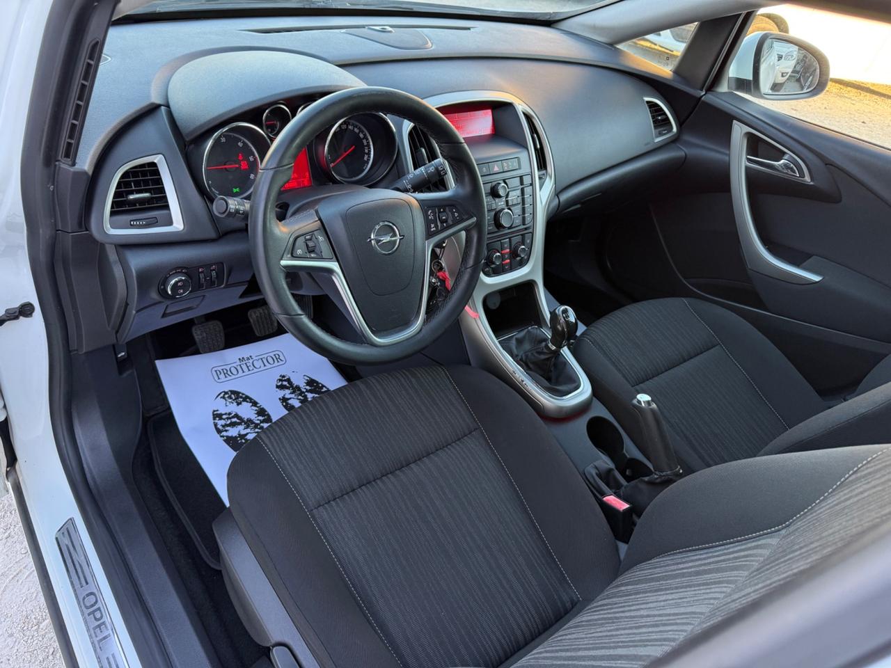 Opel Astra 1.7 CDTI 110CV 5 porte Cosmo