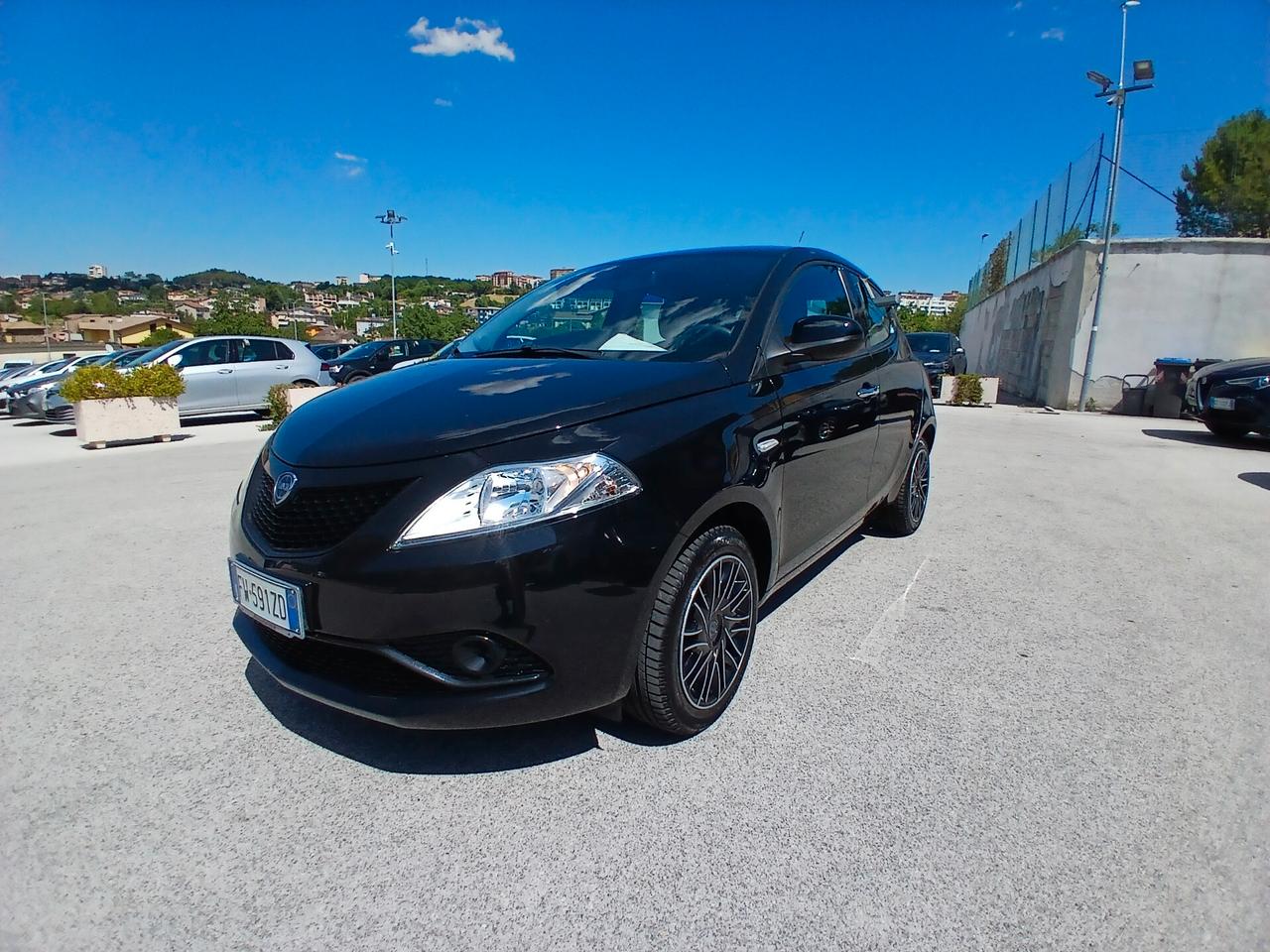 Lancia Ypsilon 1.2 BENZINA 70CV GOLD 2019