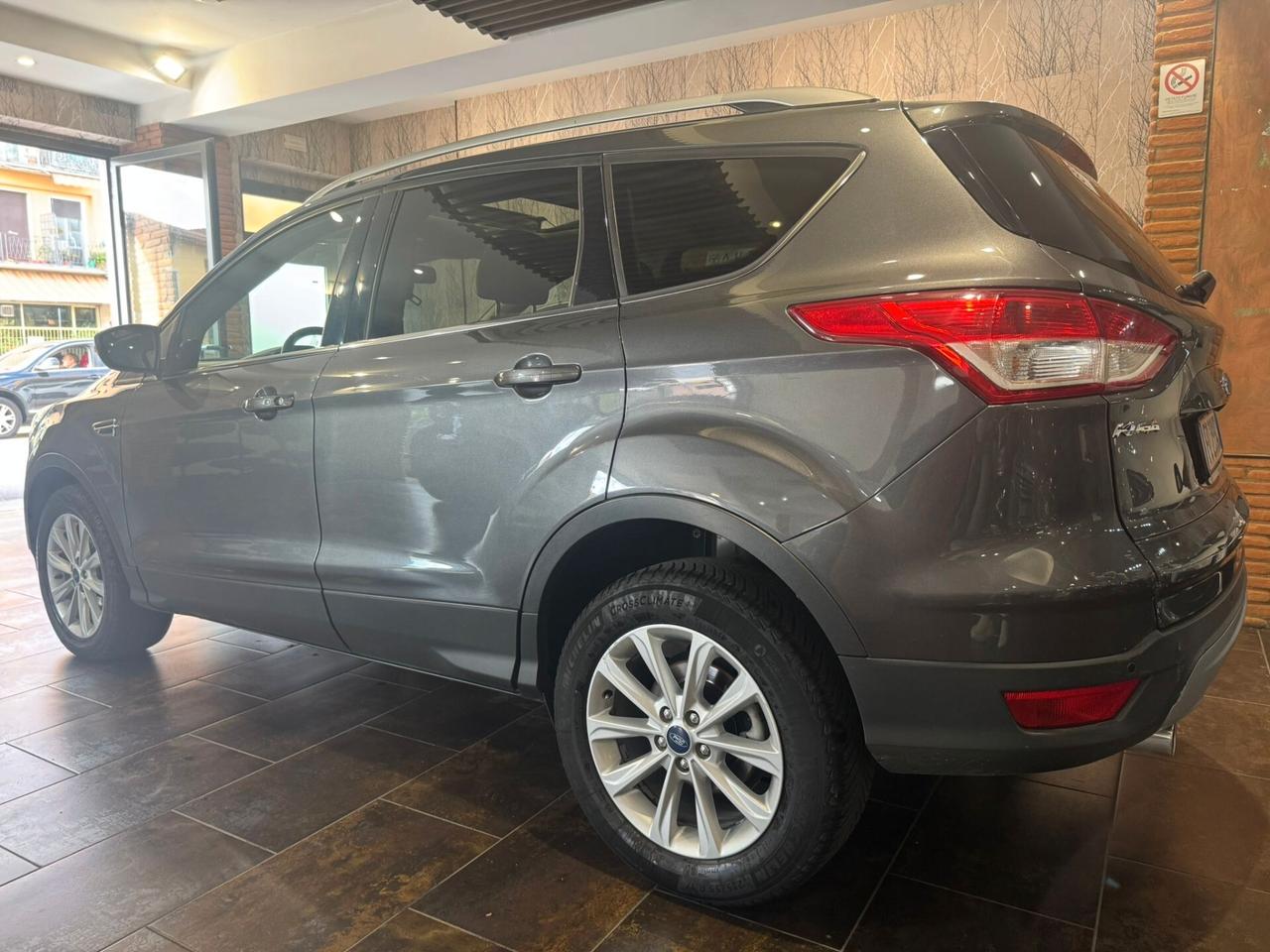 Ford Kuga 2.0 TDCI 150 CV S&S 4WD Powershift Titanium