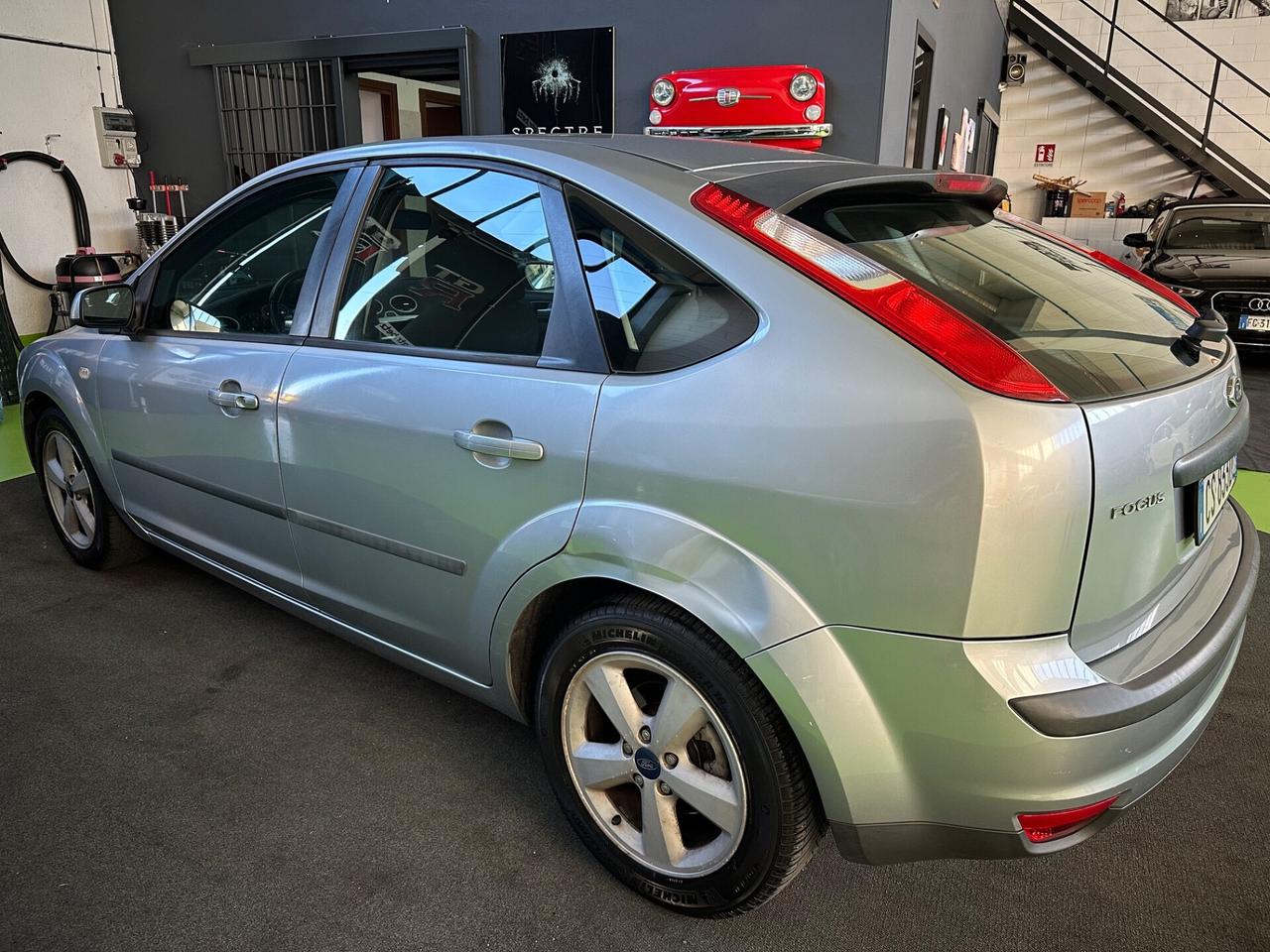 Ford Focus 1.6i 16V 5p. 115cv Berlina