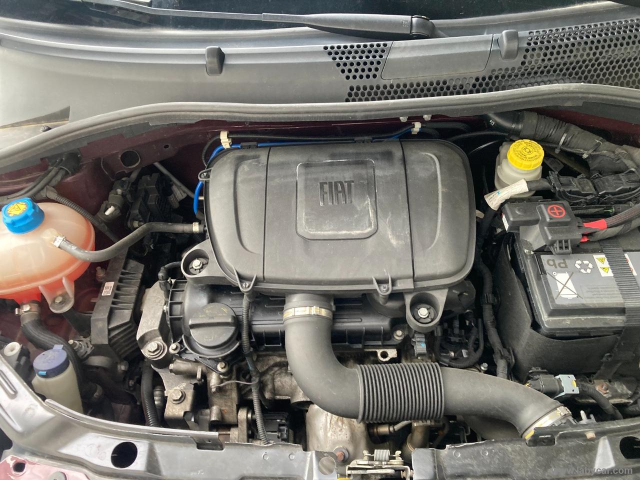 FIAT 500 1.0 Hybrid Lounge IDONEA A NEOPATENTATI
