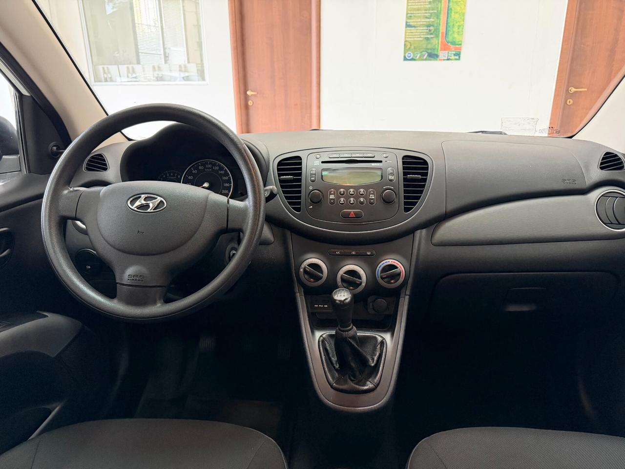 Hyundai i10 2013 1.1 12V Classic Plus CON SOLO 27000KM