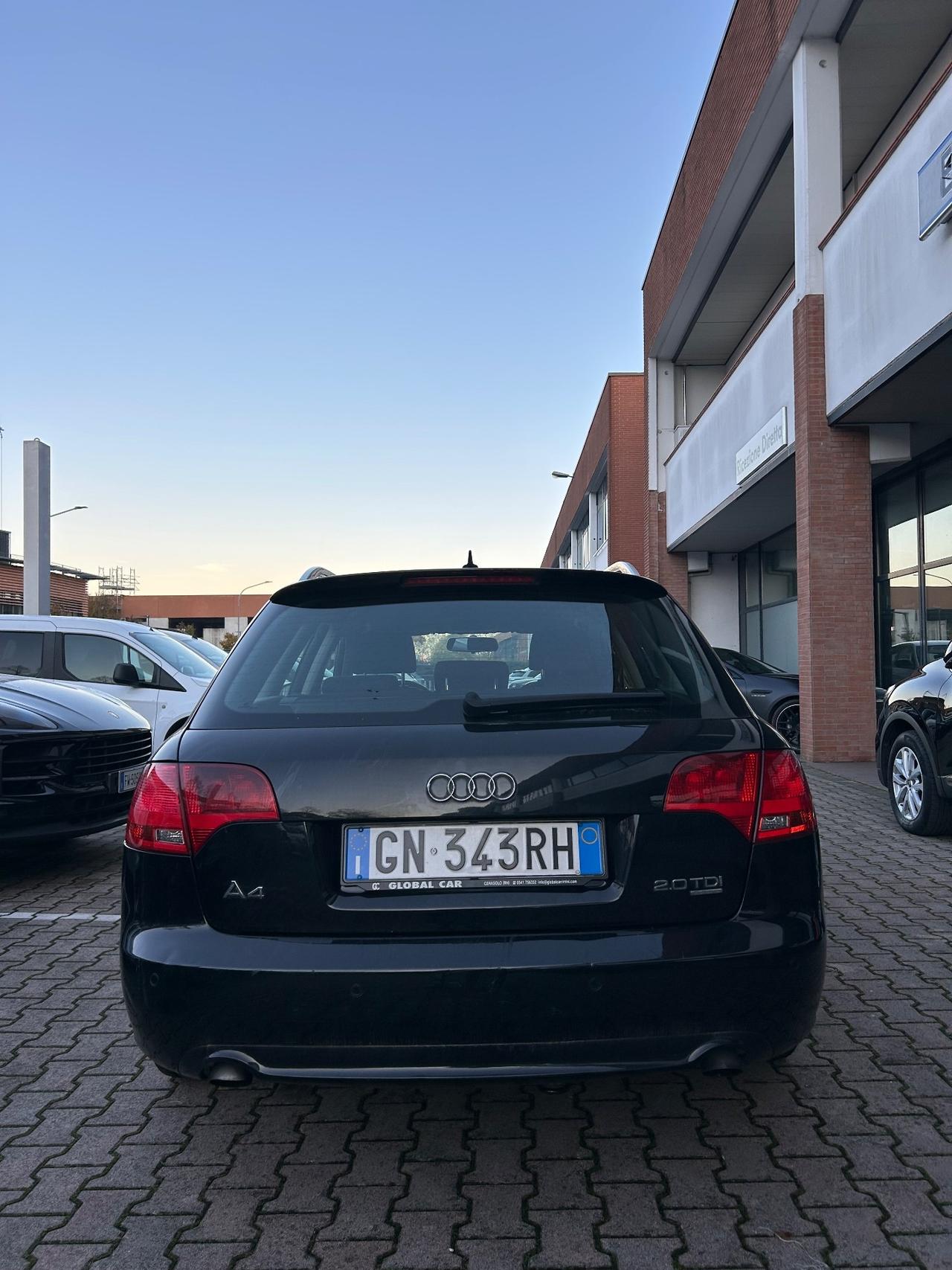 Audi A4 2.0 TDI F.AP. Avant quattro Top plus