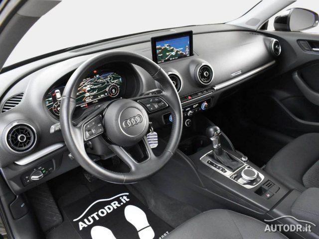 AUDI A3 SPB 2.0 35 TDI S-Tronic Admired S-Line, LED, Navi