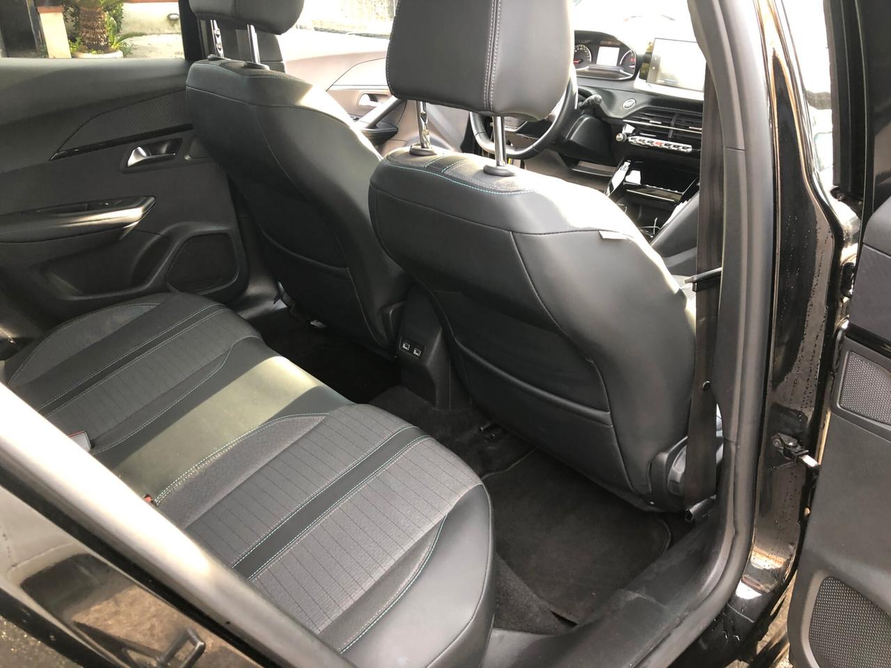 Peugeot 2008 BlueHDi 130 S&S EAT8 Allure Pack