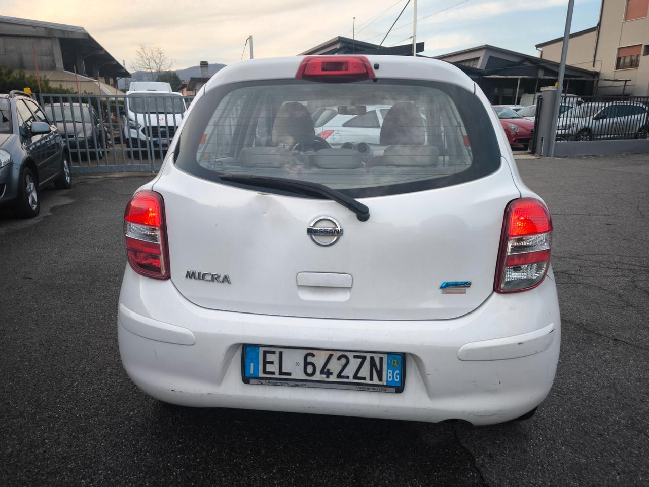 NISSAN MICRA 1,2 BENZ- CAMBIO AUTOMATICO-KM 78000-