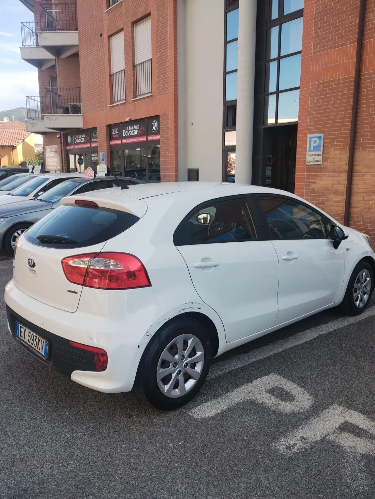 Kia Rio 1.1 CRDi 5p. Cool