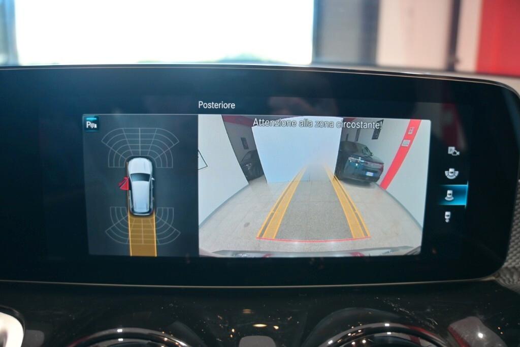 MERCEDES-BENZ GLB 180D 115CV AUTOMATIC BUSINESS SOLUTION ( CRUISE - PELLE - NAVI PREMIUM - MIRROR - PARK ASSIST - TELECAMERA POST. )