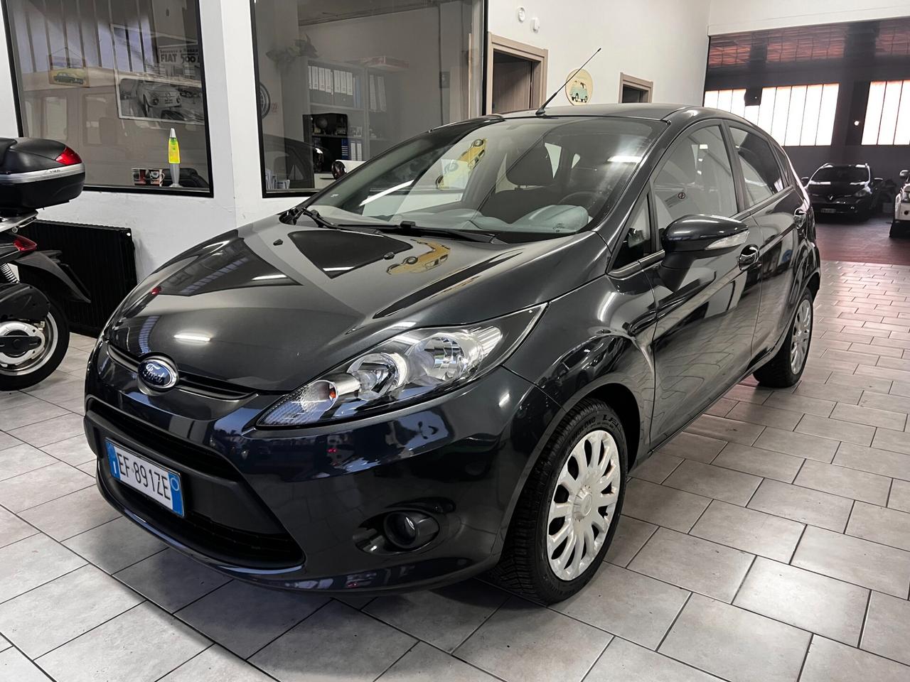 Ford Fiesta 1.4 5 porte Bz.- GPL Titanium