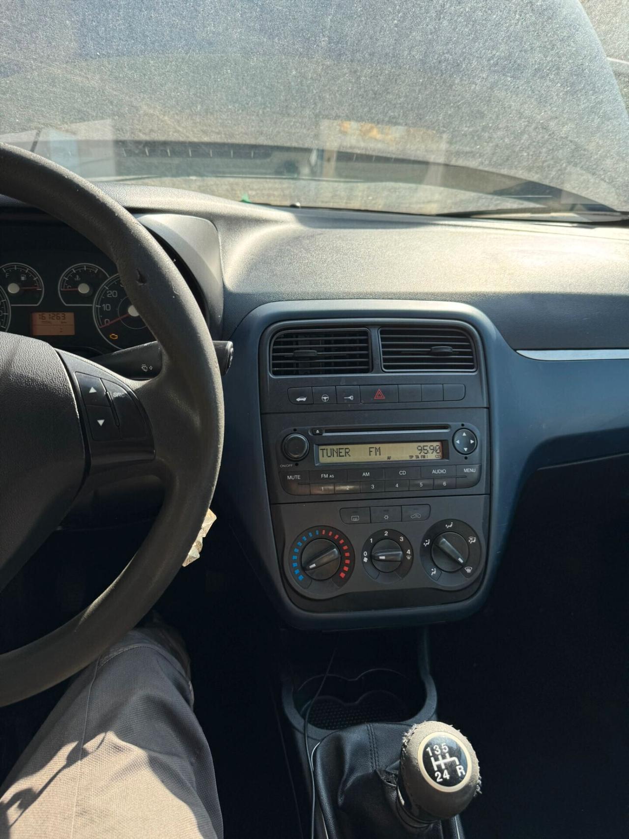 Fiat Grande Punto Grande Punto 1.4 5 porte Fun BENZINA-GPL