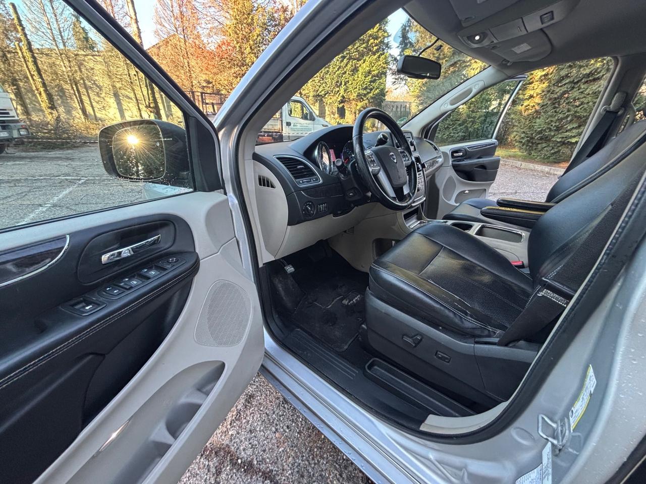 Lancia Voyager PLATINUM PELLE