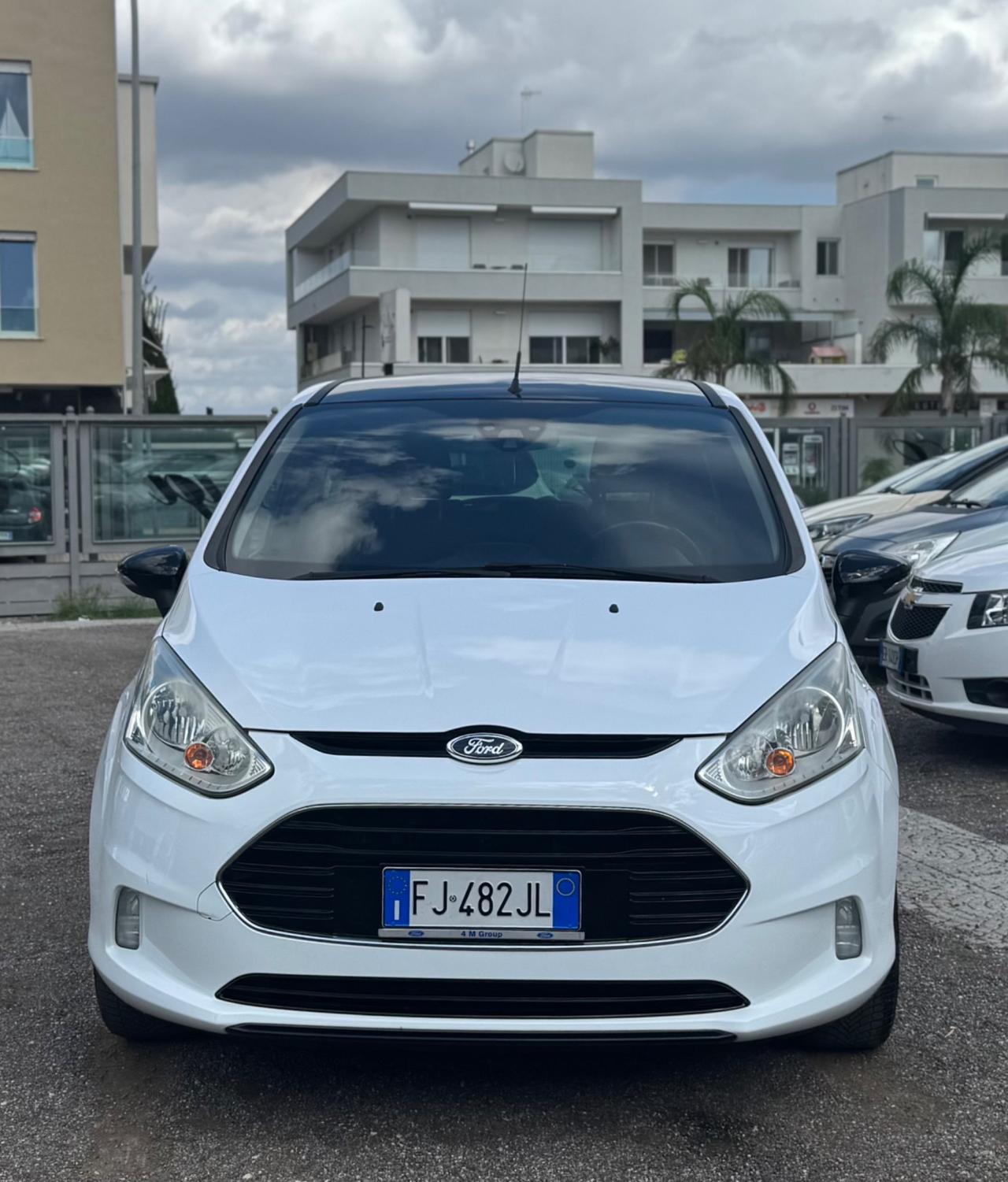 Ford B-Max 1.5 TDCi 75 CV Business Titanium