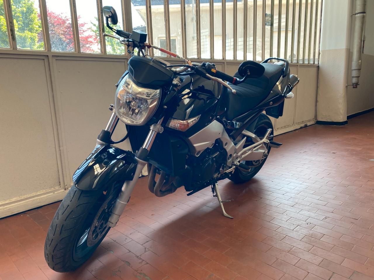 Suzuki GSR 600 abs