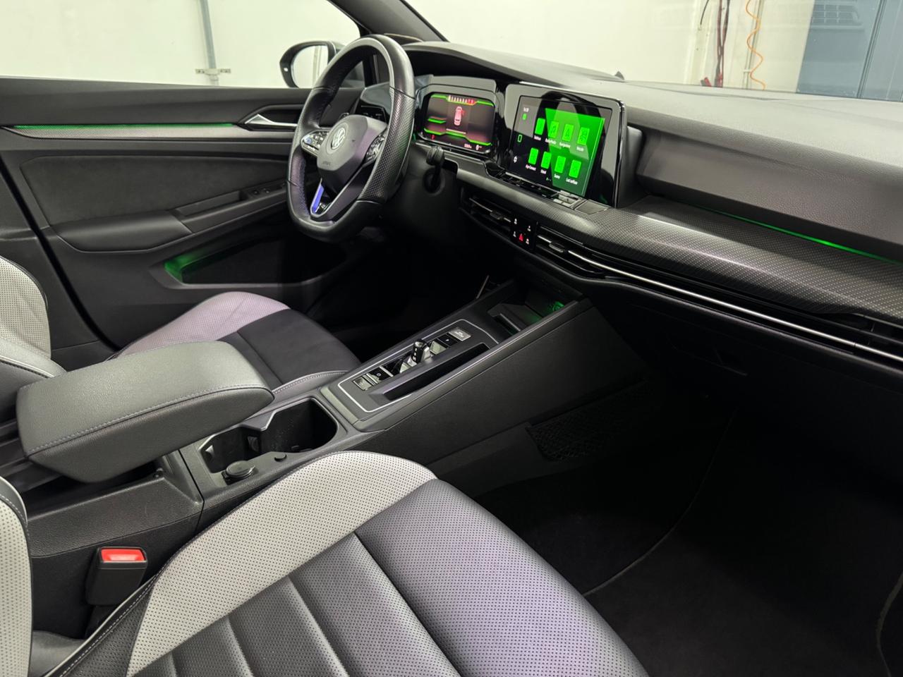 Volkswagen Golf 2.0 TSI R DSG 4Motion