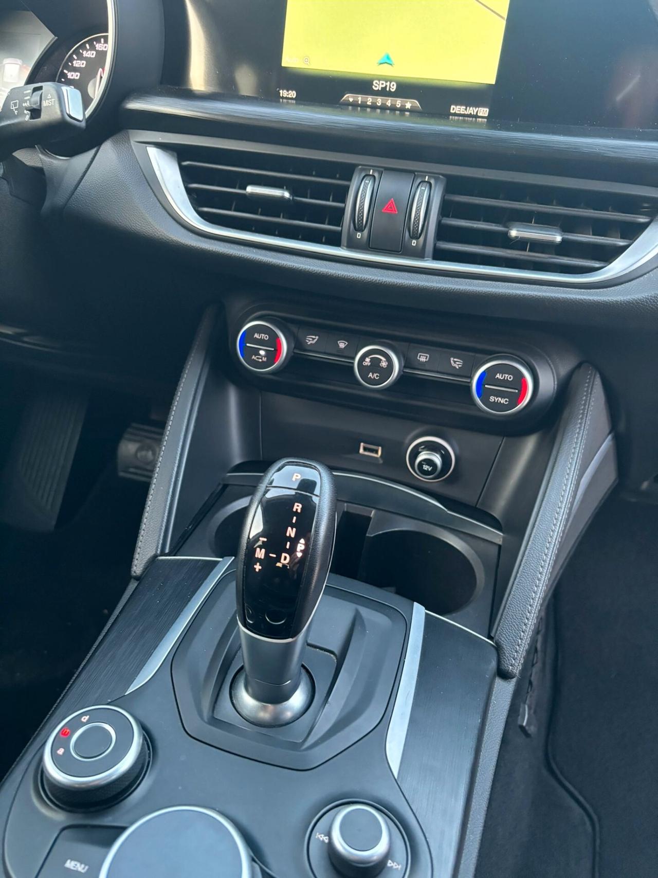 Alfa Romeo Stelvio 2.2 Turbodiesel 190 CV AT8 Q4 B-Tech