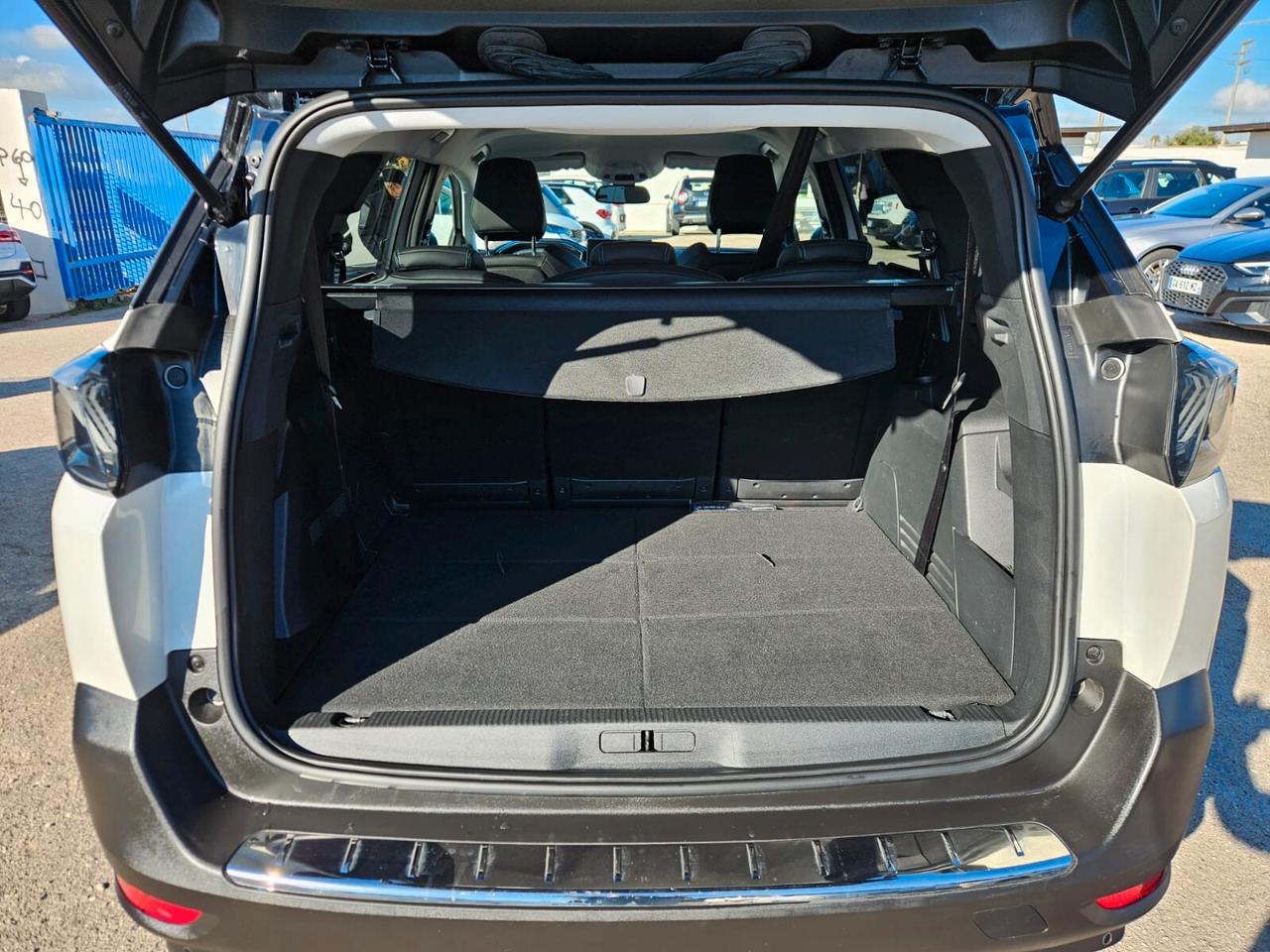 Peugeot 5008 Allure EAT6