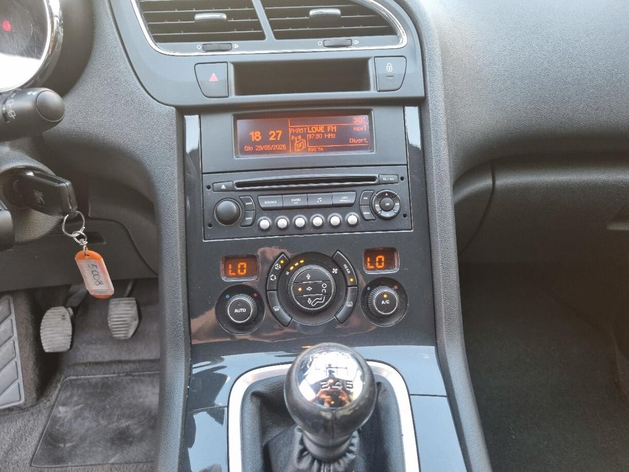Peugeot 5008 1.6 HDi 112CV Tecno Mix