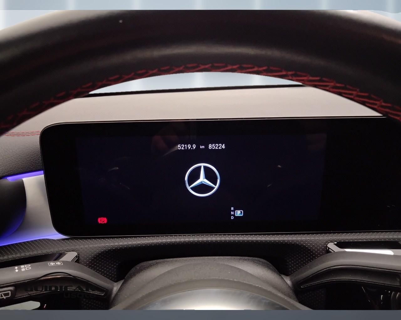 Mercedes-Benz CLA Sh.Brake - X118 - CLA Shooting Brake 200 d Premium auto