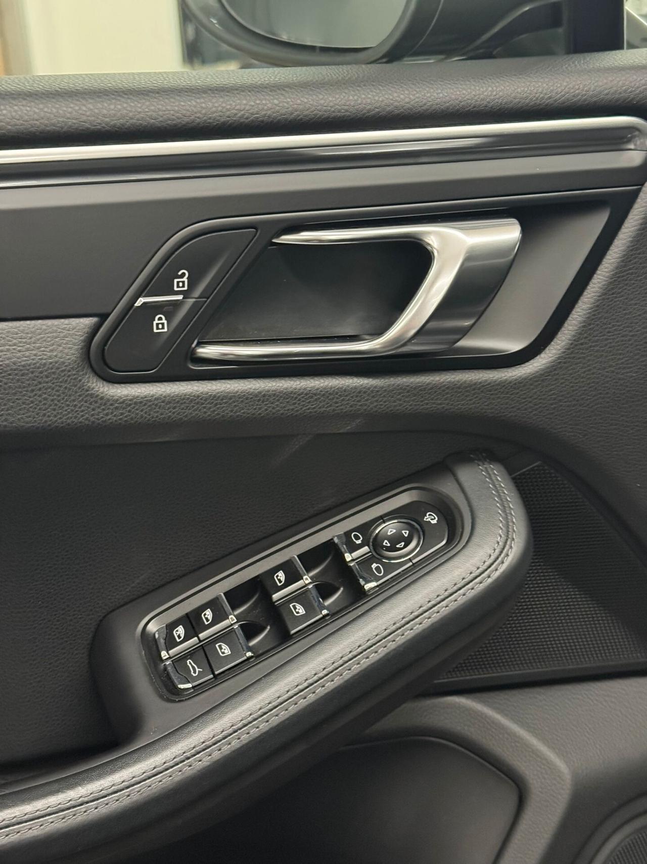 Porsche Macan 2.0 T