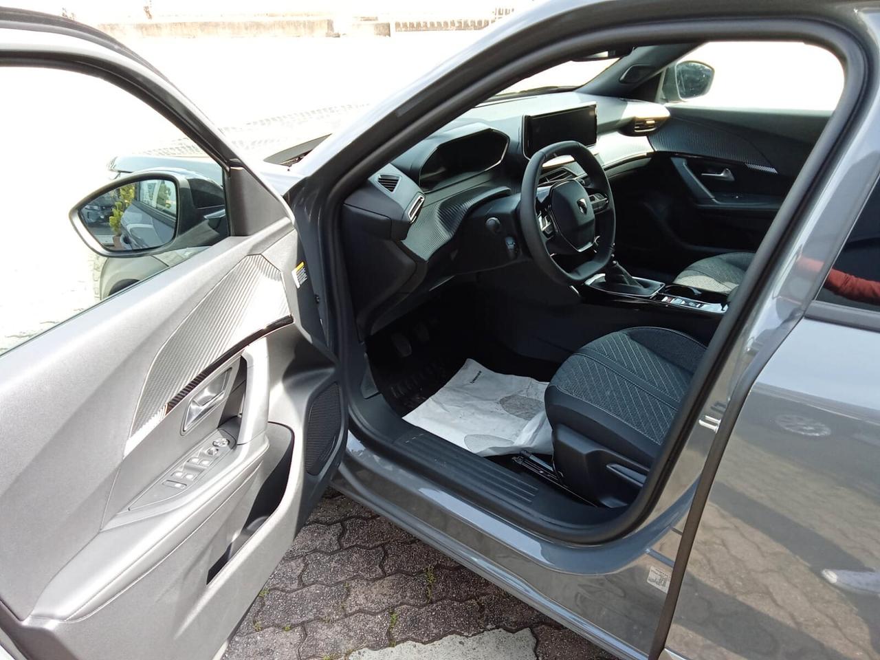Peugeot 2008 PureTech 100 S&S Allure