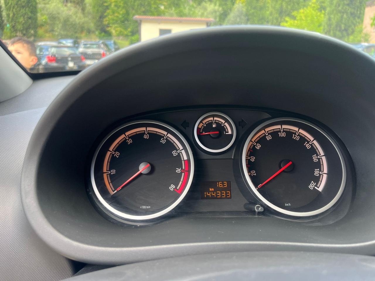 Opel Corsa 1.2 5 porte Sport