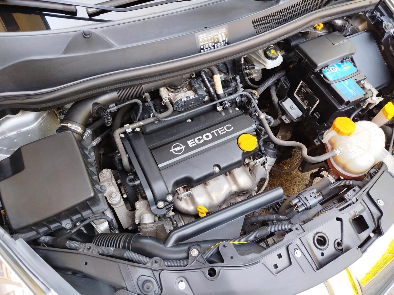 Opel Corsa 1.2 BENZINA 80cv / 50.000km / Neop.