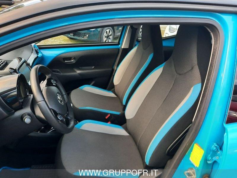 Toyota Aygo 1.0 VVT-i 69 CV 5 porte x-clusiv