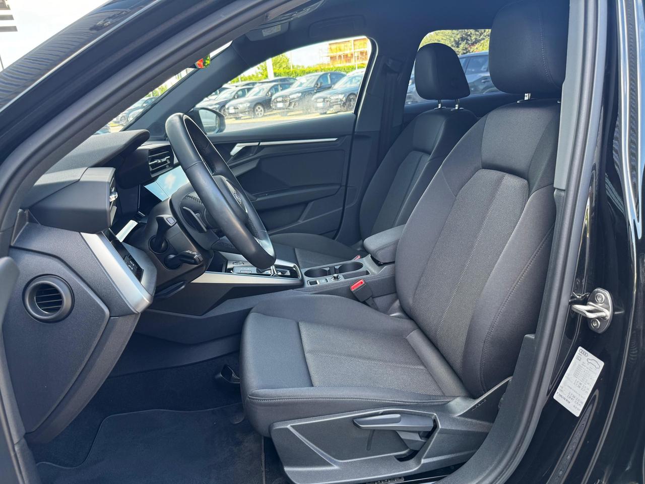 AUDI A3 SPORTBACK 30 TDI S-TRONIC BUSINESS ADVANCED