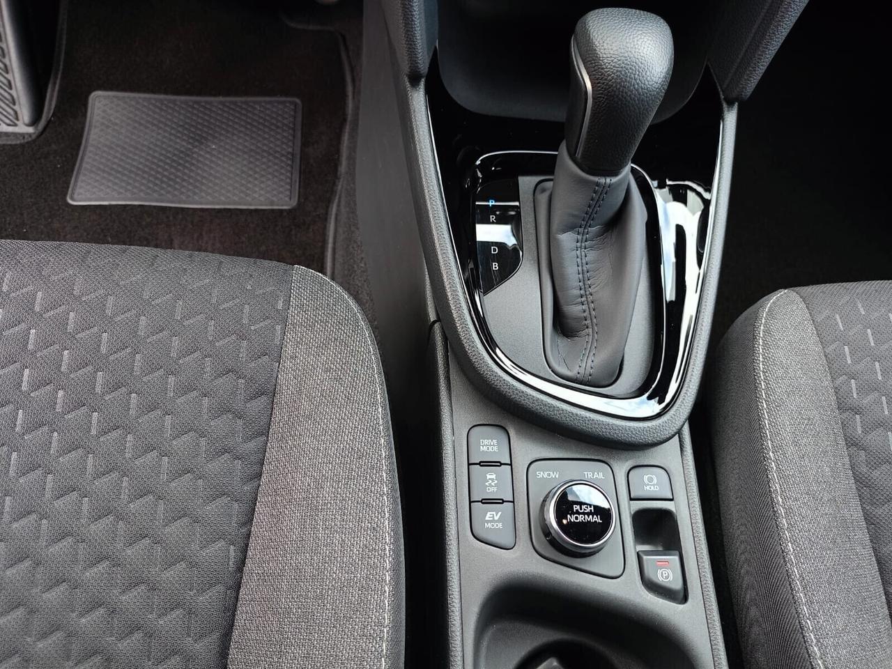 Toyota Yaris 1.5 Hybrid 5 porte 4x4
