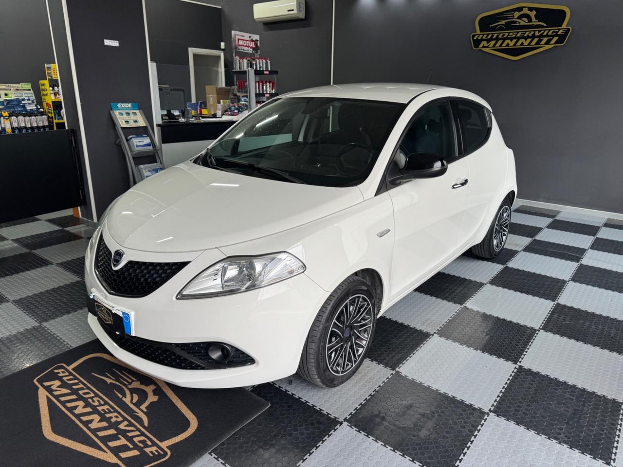 Lancia Ypsilon 1.3 MJT 16V 95 CV 5 porte S&S Gold