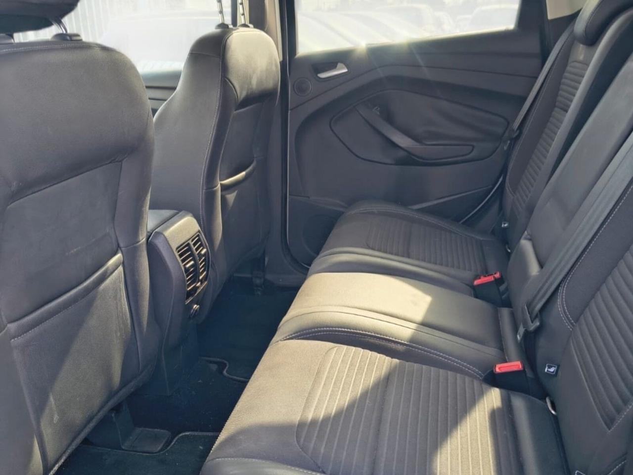 Ford Kuga 1.5 TDCI 120 CV S&S 2WD Titanium