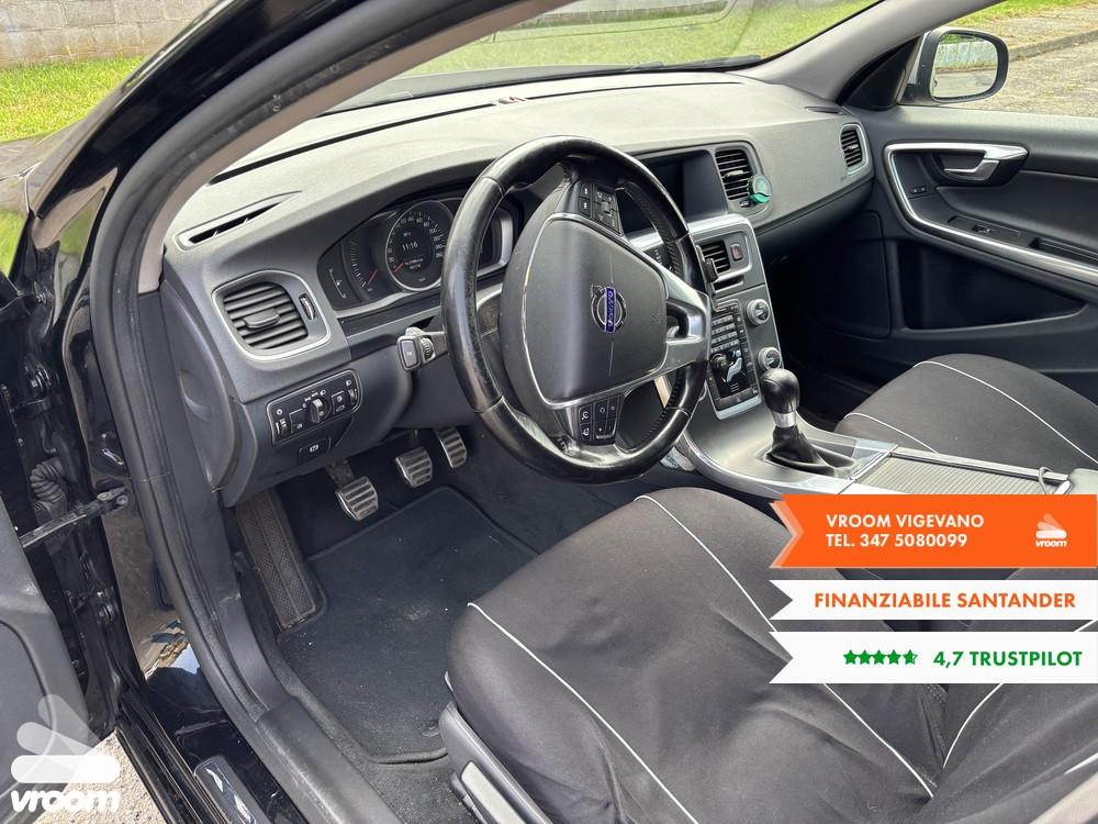 VOLVO V60 (2010-2018) V60 D2 1.6 R-design Momentum