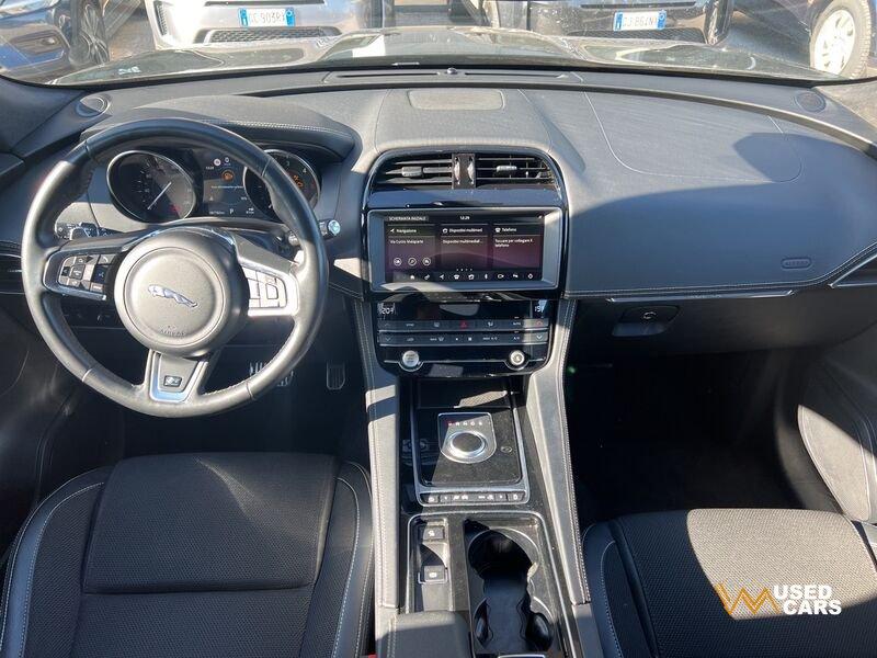 Jaguar F-Pace 2.0 D 180 CV AWD aut. R-Sport