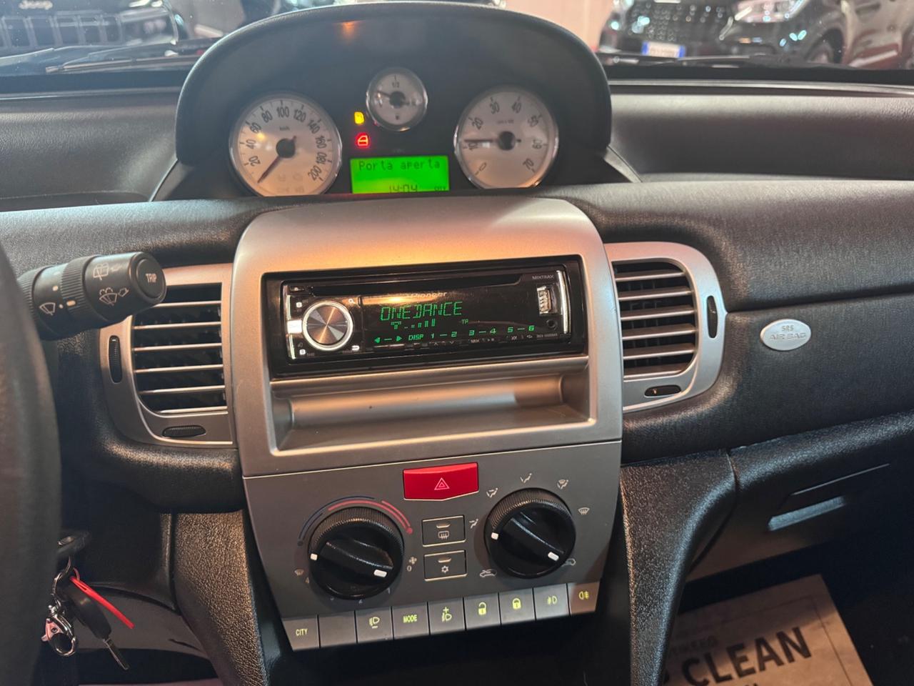 Lancia Ypsilon 1.2 Modamilano