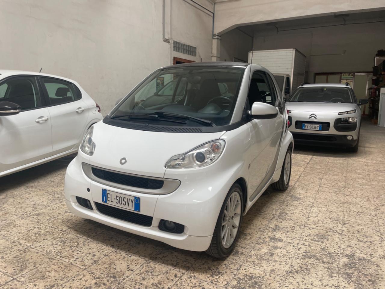 Smart ForTwo 1000 52 kW coupé passion