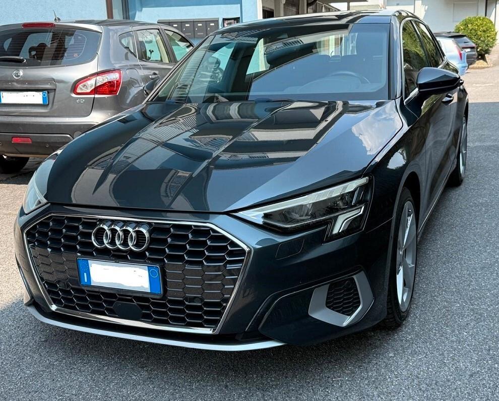 Audi A3 SPB 30 g-tron S tronic Business Advanced