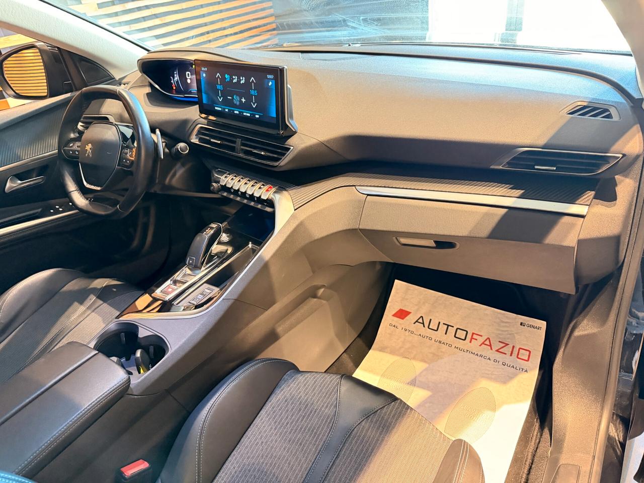 Peugeot 3008 BlueHDi 130 S&S EAT8 Allure