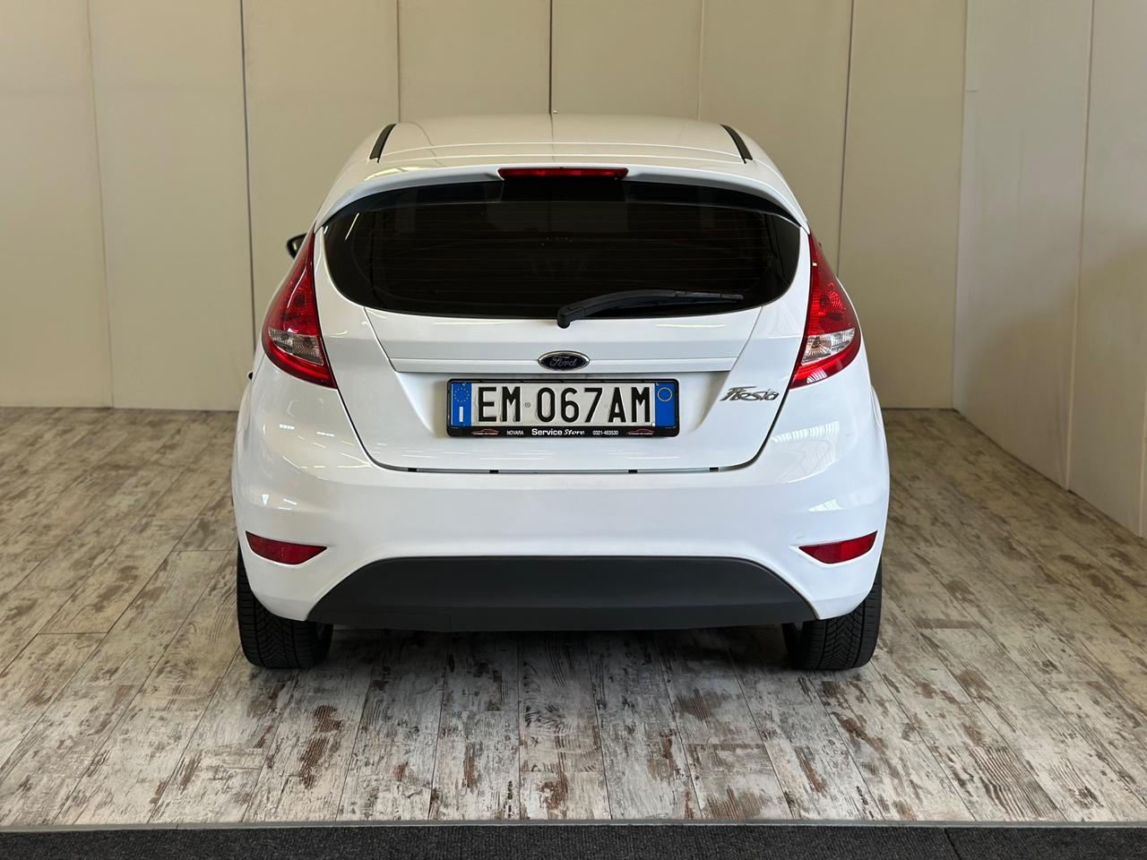 Ford Fiesta 1.4 Benzina - GPL Titanium Ok Neopatentati